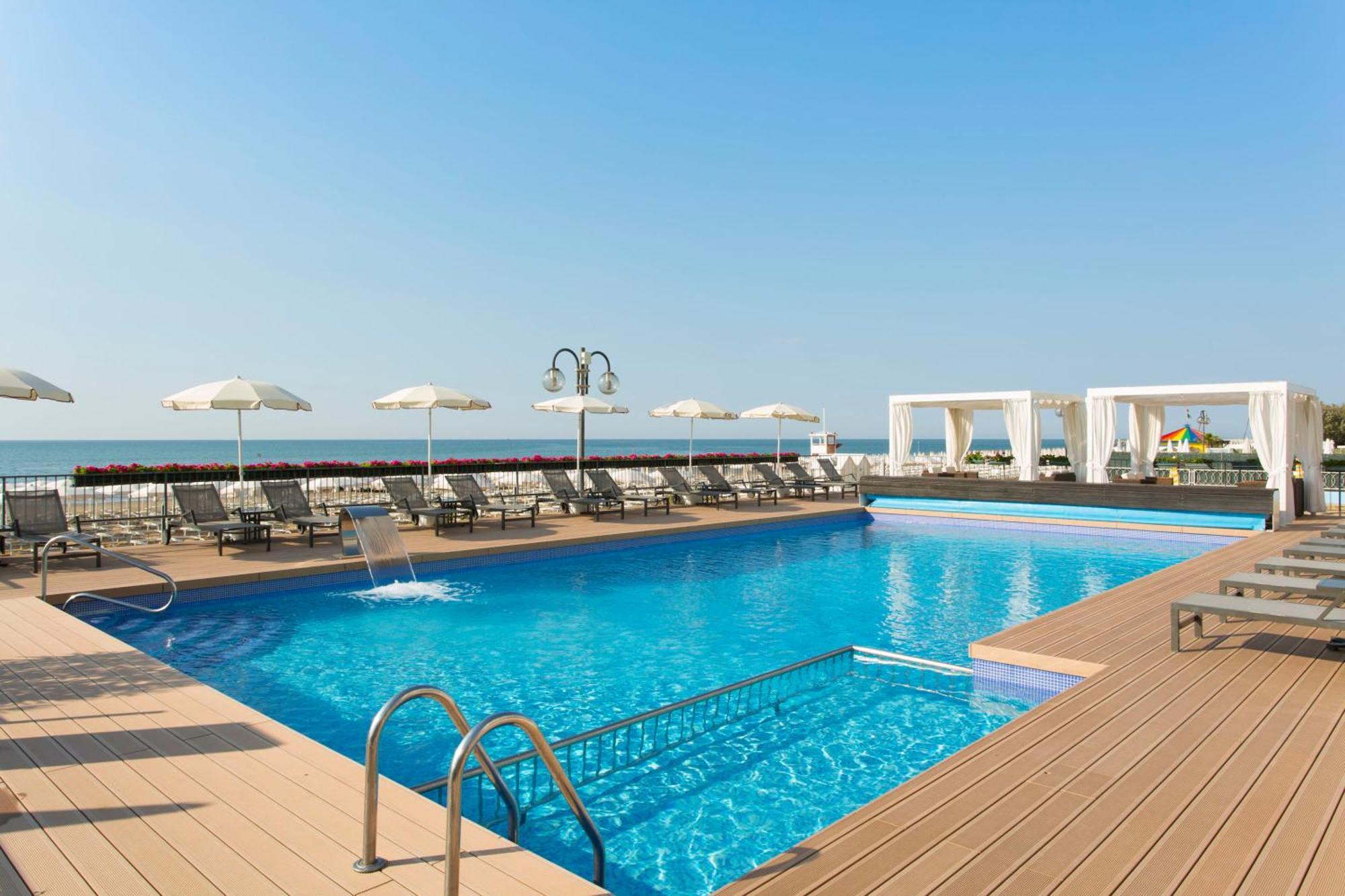 Victoria Frontemare Beach & Spa Hotel Jesolo Extérieur photo